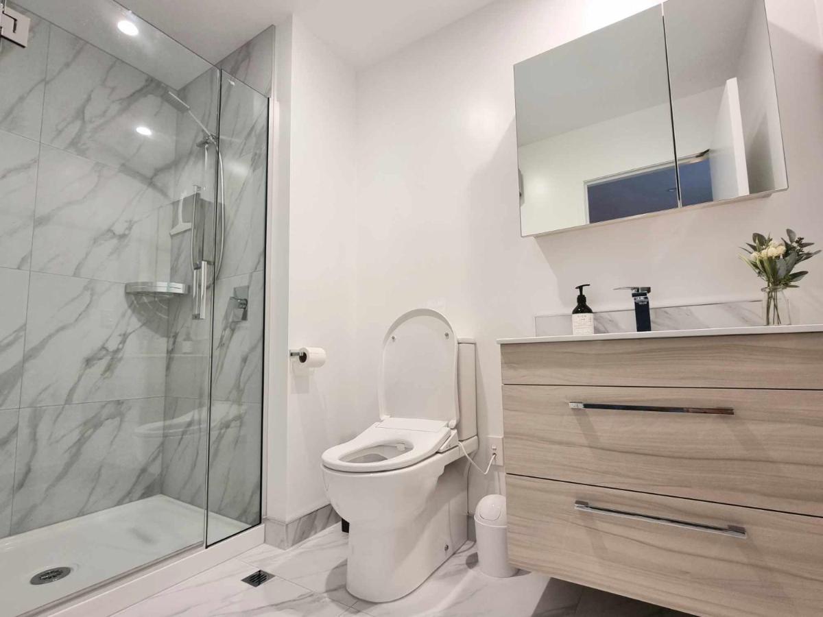 Elegant Cbd Apartment Крайстчърч Екстериор снимка